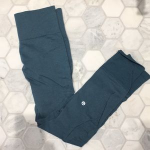 Lululemon ebb to street pant
